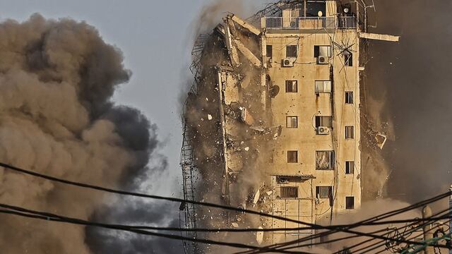 Edificio que albergaba cadena de TV palestina destruido por ataque israelí en Gaza (FOTOS y VIDEO)
