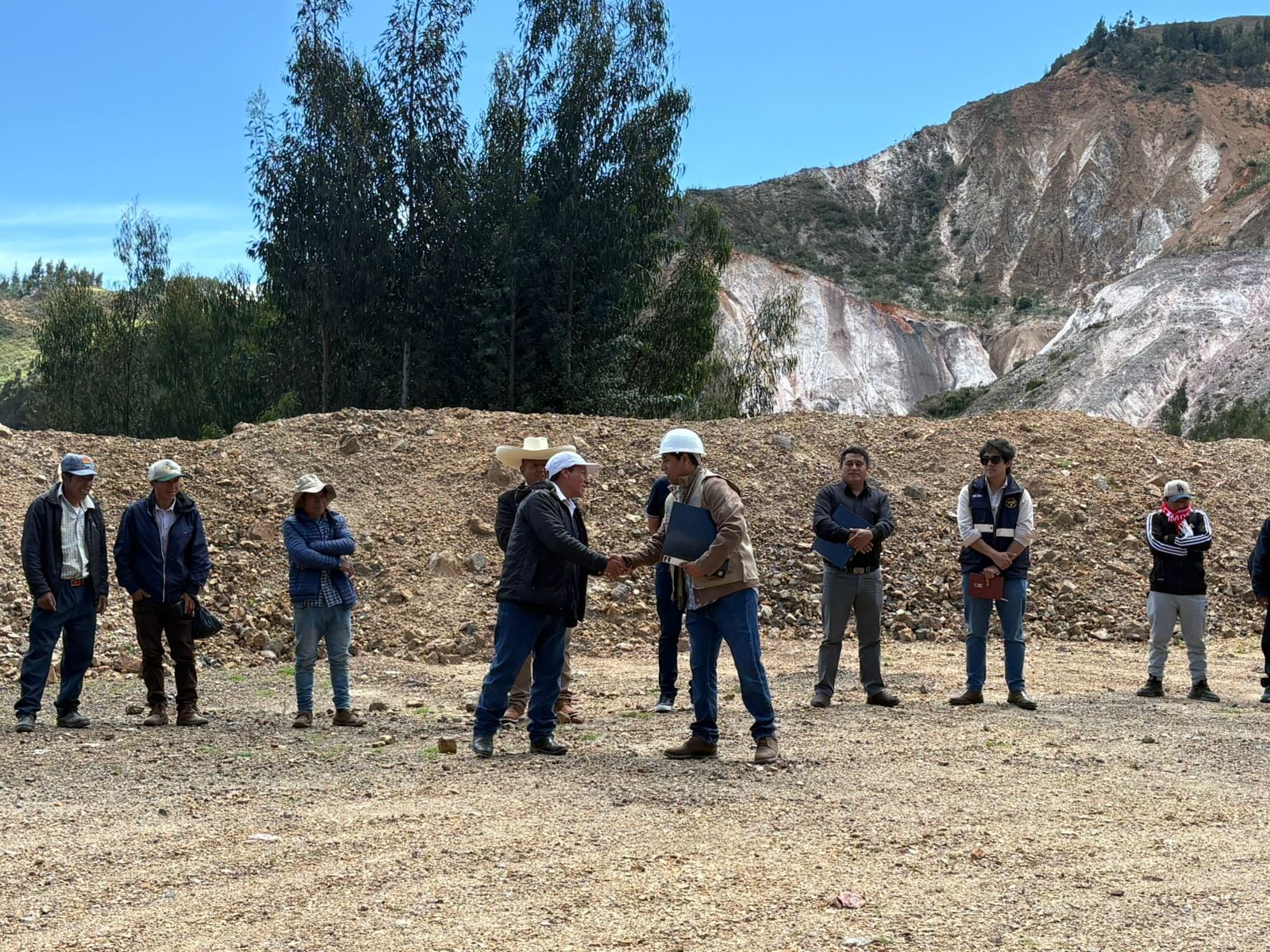 Con una inversión de más de S/ 2 millones en la construcción de infraestructura deportiva.