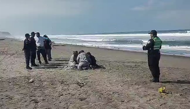 Hallan cadaver de pescador de Talara que estaba desparecido tras naufragio. Foto: Captura Chisme Noticias