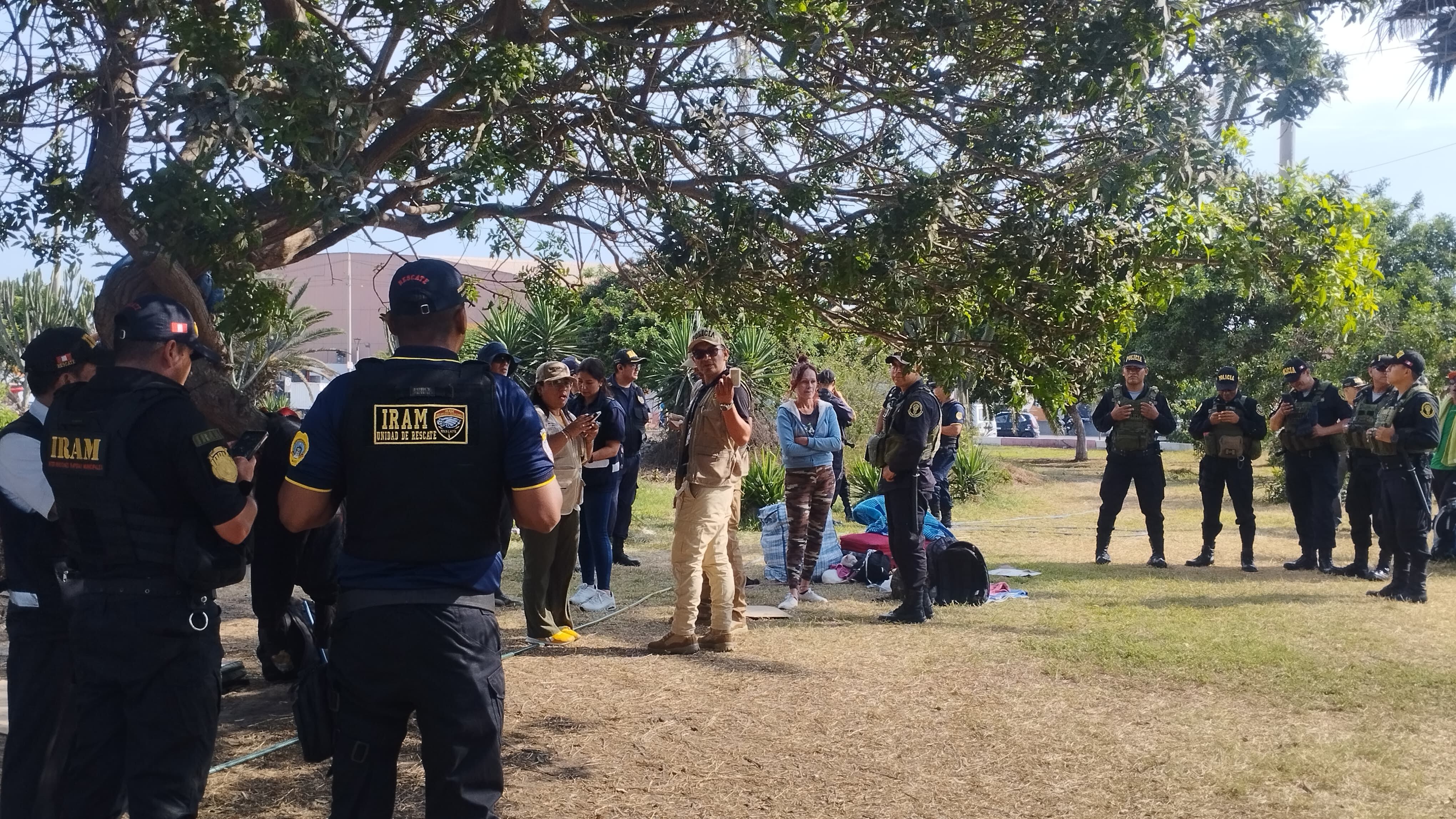 Pernoctaban, preparaban alimentos y hacían sus necesidades a la intemperie; en algunos casos incluso consumiendo lico.