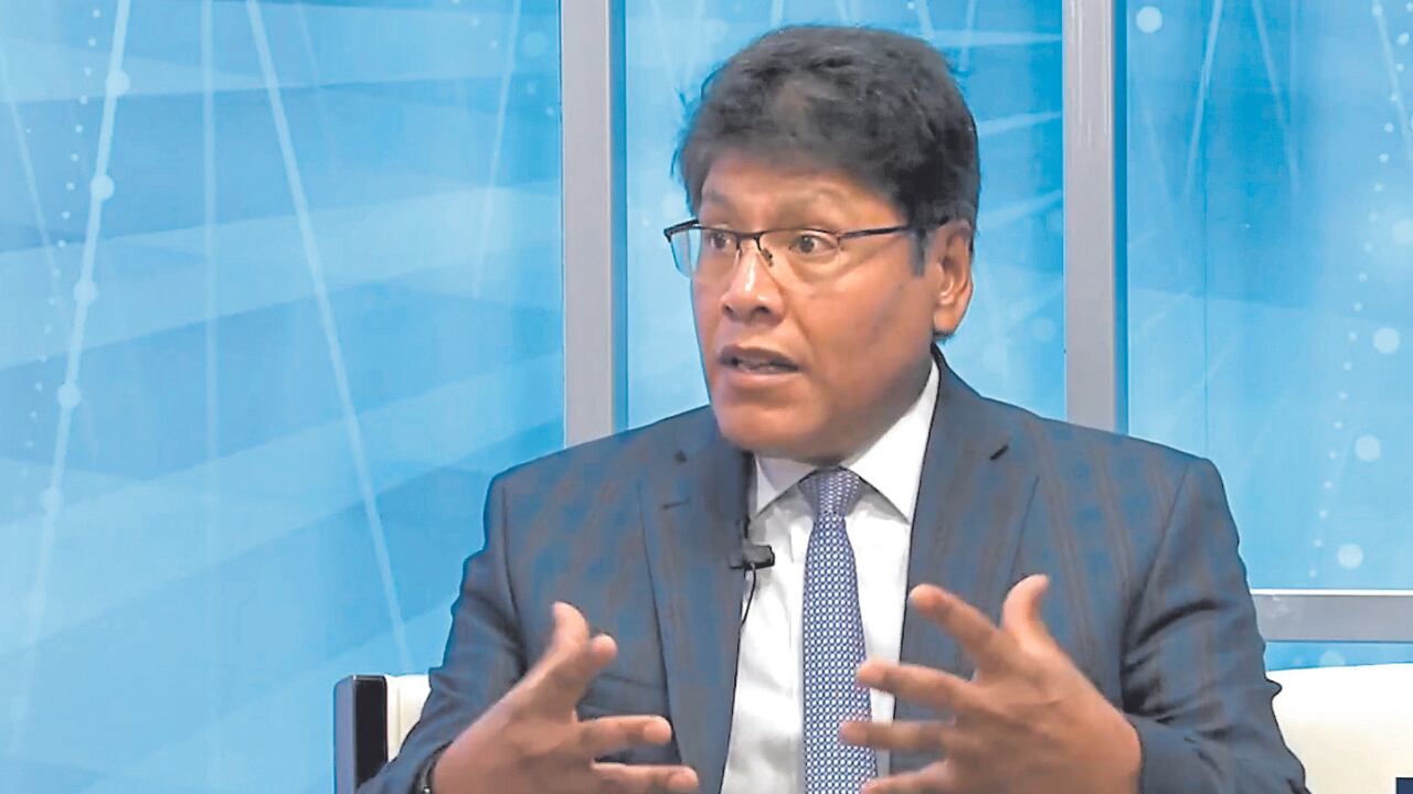 “El Reinfo se ha vuelto en un negocio de alquiler”, comenta.