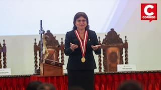 Delia Espinoza jura como nueva fiscal de la Nación