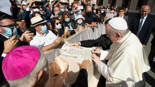 Papa Francisco se vuelve a encontrar con los fieles en el Vaticano (FOTOS)