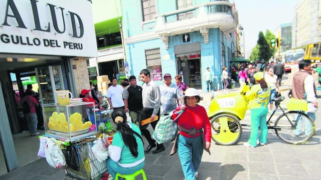 Ambulantes toman la avenida Abancay