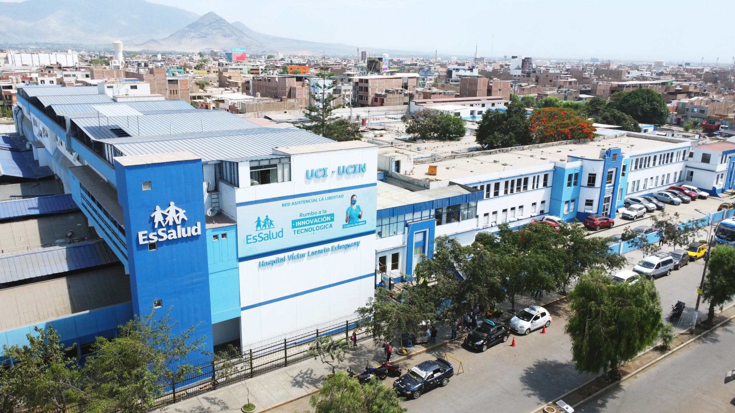 La Red Asistencial reforzó su capacidad de respuesta en consultas, emergencias, cirugías y partos para atender la creciente demanda de la población asegurada.