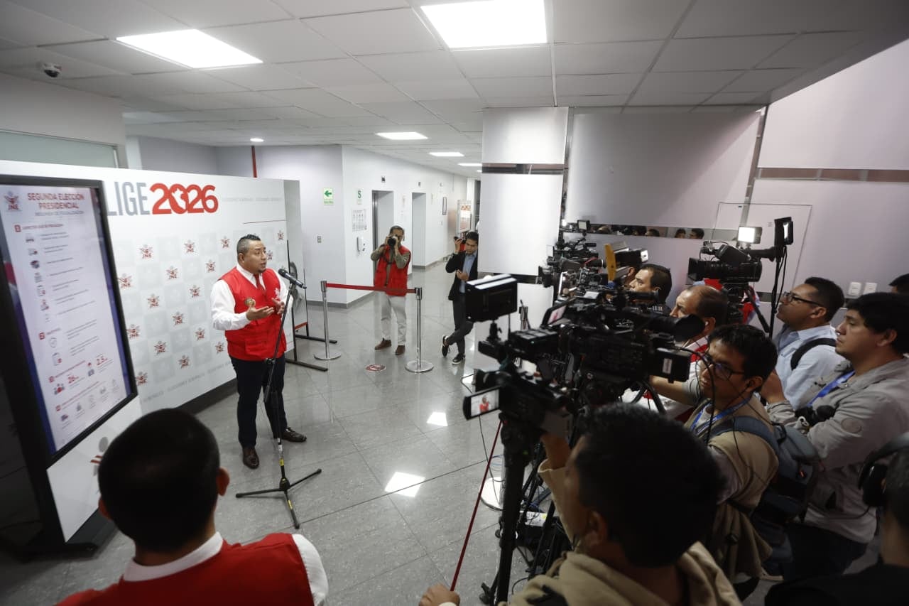 El organismo electoral incorporará personal de contingencia para vigilar el traslado del material de votación y fortalecer el control del proceso.