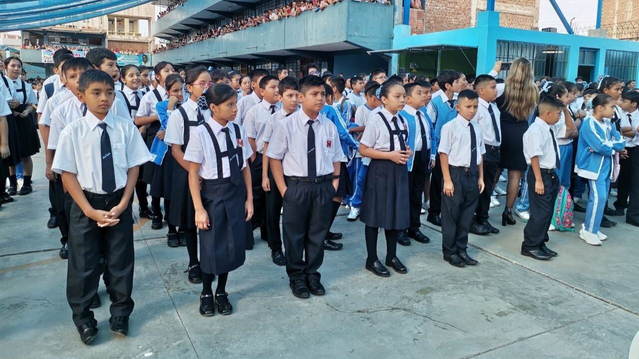 Instituciones educativas públicas inician hoy el Año Escolar 2025. Educación confirma que clases empezarán en el 99% de colegios.