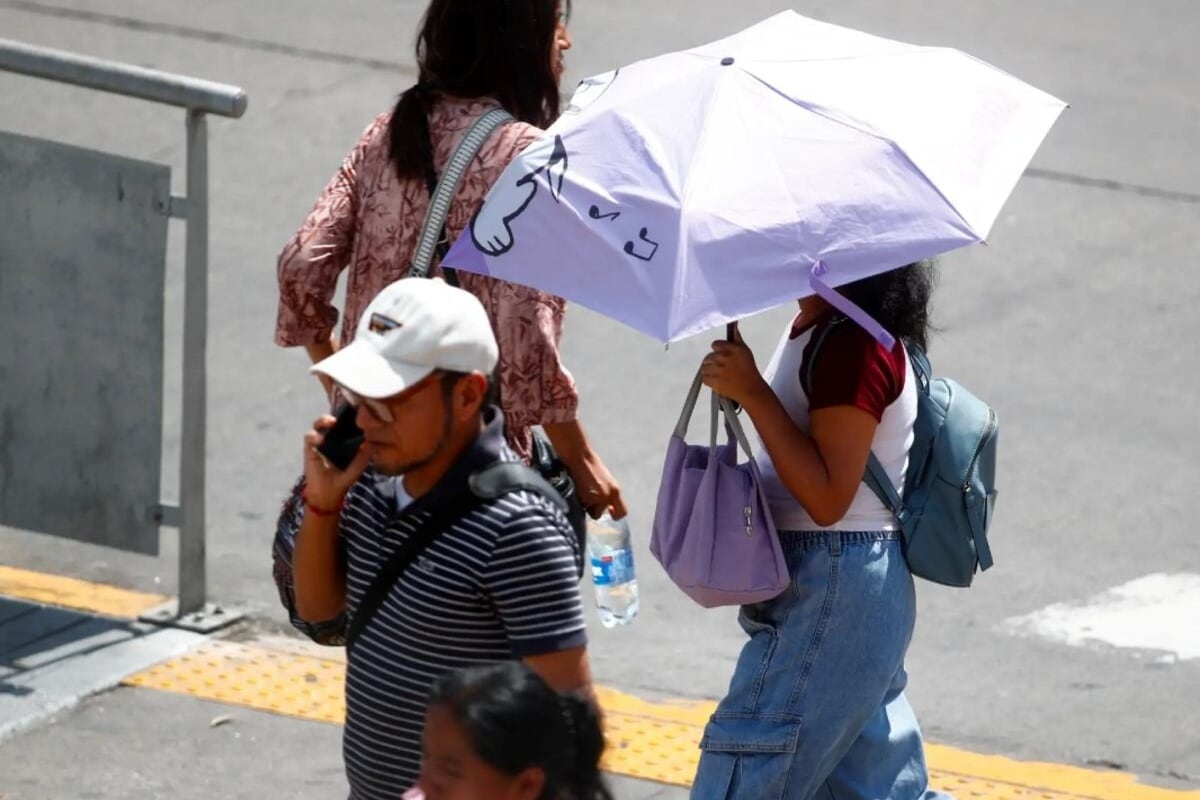 Las mañanas frías y húmedas, seguidas de tardes más cálidas, son cada vez más frecuentes en Lima. Ante este escenario, especialistas recomiendan adoptar medidas de prevención para proteger la salud y hacer un uso responsable de los recursos. (Foto: Andina)