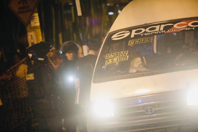 Chofer de combi queda grave tras ataque armado en Ate (Fotos: César Grados/GEC)