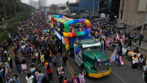 Marcha del Orgullo Gay se desplaza por el Cercado de Lima. (Fotos: Joel alonzo/@photo.gec)