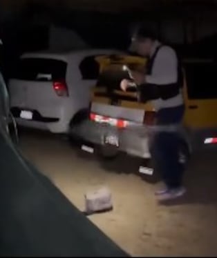Ica: Policía descubre guarida de vehículos robados durante operativo en Ocucaje