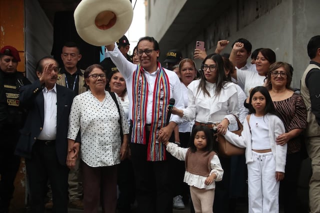 Roberto Sánchez: así fue el desayuno electoral junto a su familia en Huaral (Fotos: Jesús Saucedo/GEC)