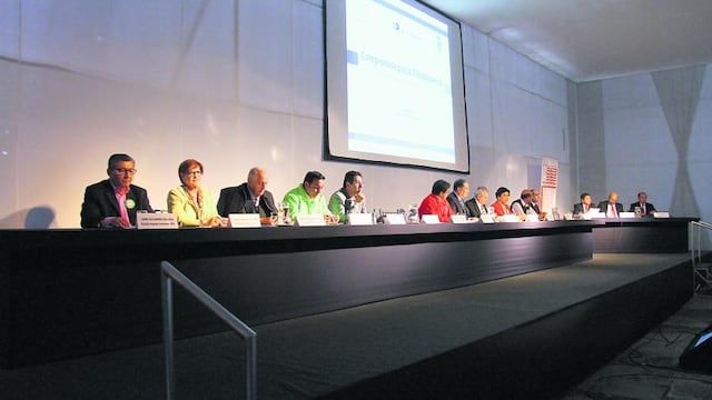 Elecciones 2014: Candidatos a la alcaldía de Lima firman compromiso de transparencia
