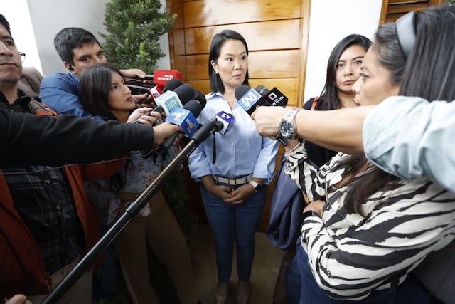 Keiko Fujimori declara a la prensa (Fotos: Mario Zapata/GEC)