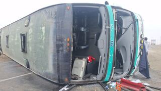 La Libertad: Nueve pasajeros heridos tras despiste de ómnibus (VIDEO)