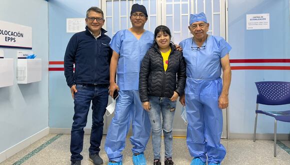 La joven, proveniente de Tarma, fue intervenida quirúrgicamente como parte de la Novena Jornada Quirúrgica Internacional de Escoliosis de Clínica San Juan de Dios Lima.