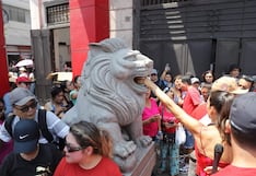 Año Nuevo Chino: multitud se congrega en la calle Capón para recibir el año del Caballo