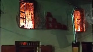 Huancavelica: Incendio deja en escombros conocida pollería en Acobamba (VIDEO)