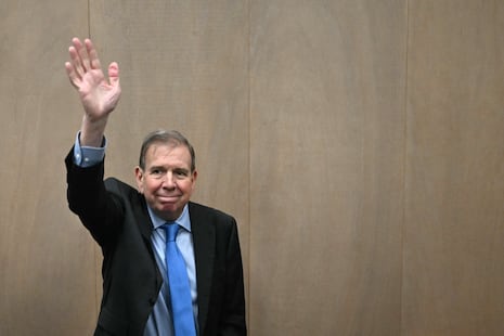 Edmundo González, opositor venezolano, hospitalizado en Madrid por una baja de tensión