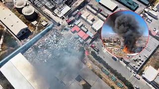 Arequipa: Chatarra sin vender por años se incendia y puso en riesgo a pacientes de psiquiatría del hospital Honorio (VIDEO)