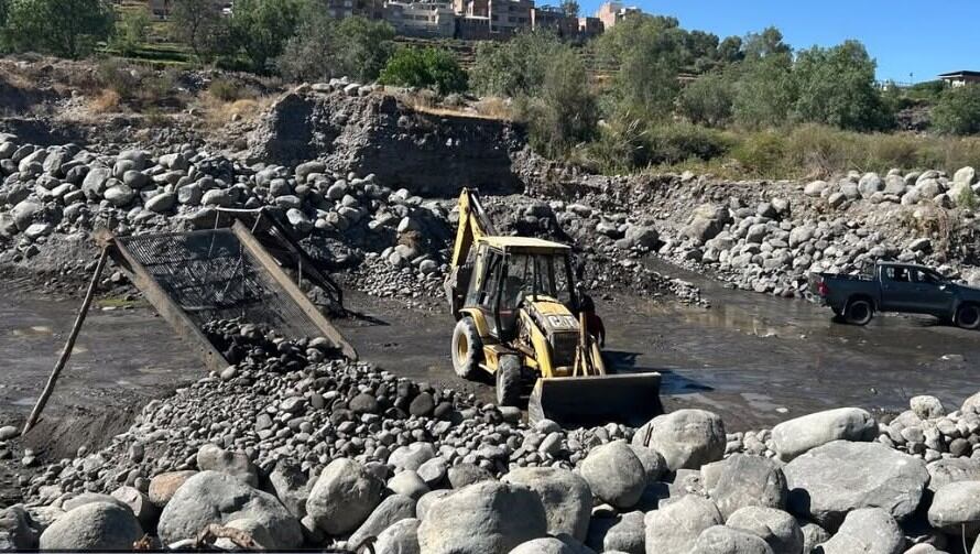 Incautan maquinaria valorizada en S/469 mil por minería ilegal en Sabandía, Arequipa. Foto: PNP.