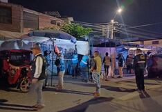 Piura: Comerciantes informales se enfrentan a fiscalizadores durante ordenamiento en el mercado