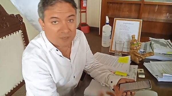 Burgomaestre de Trujillo dice que quieren sacarlo del cargo para que “entren los apepistas” y hasta deja entrever que César Acuña está detrás de esto.