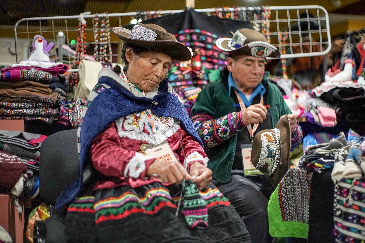 La exposición-venta de artesanía y arte tradicional más importante del país conmemora dos décadas promoviendo el patrimonio cultural inmaterial. La edición 2026 reunirá representantes de todas las regiones del Perú y contará, por primera vez, con invitados de Ecuador.