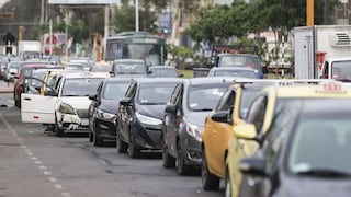 Gobierno aprueba bono de S/120 para taxistas afectados por escasez de gas natural