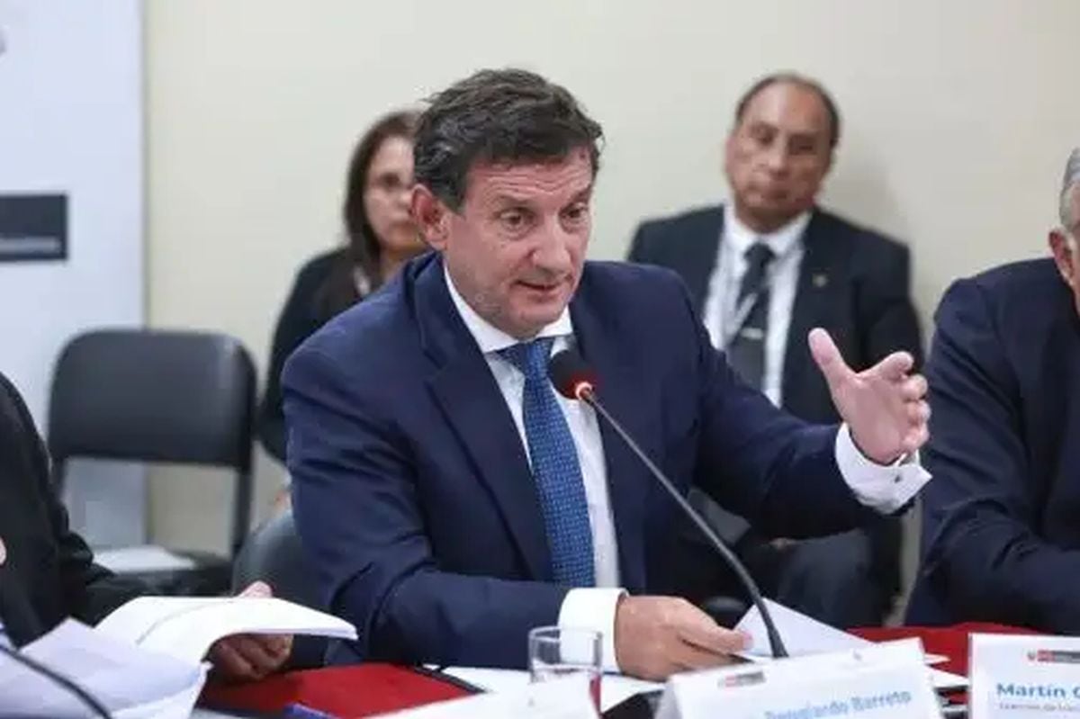 Alcalde Reggiardo pide renuncia de Corvetto en la ONPE