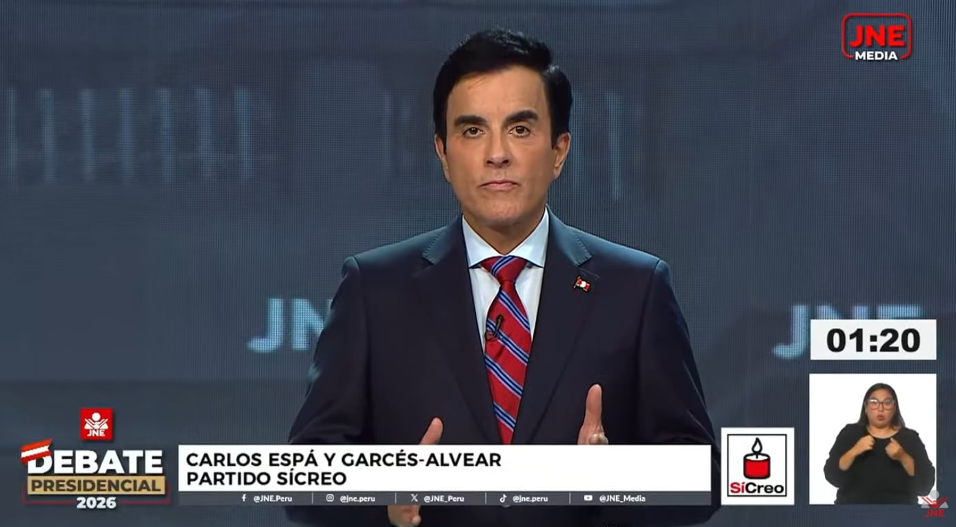El candidato del partido Sí Creo respondió a una consulta ciudadana sobre infraestructura sanitaria y vivienda social durante el bloque de preguntas del debate presidencial. (Captura de imagen del JNE)
