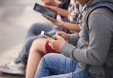 Exceso de positivismo en redes sociales afecta la salud emocional en fiestas de fin de año