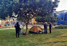 Trujillo: Retiran a cinco extranjeros que dormían en el óvalo Grau