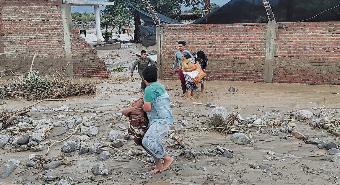 Para mitigar los estragos de un desastre natural, el MEF ha asignado a la comuna de Santiago de Cao S/ 7,700; a la de Chicama, S/ 12,000 y a Paiján, S/ 10,000. Algo parecido ha sucedido con Salaverry, que solo dispone de S/ 21,000, y Alto Trujillo, que cuenta con S/ 29,000 para afrontar una emergencia.