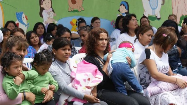 Más de 8 millones de madres peruanas celebran su día este domingo