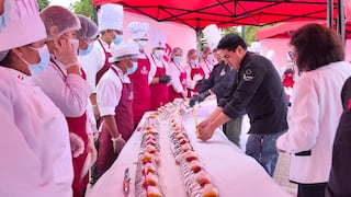 Pisco: EGBATUR celebra sus 7 años con una mega torta que endulzó a cientos de personas