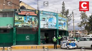 Policía Nacional recupera  Av. Los Héroes en Chupaca que fue tomada por taxistas