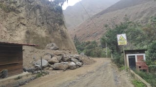 Huánuco: población indignada por paralización de vía interprovincial