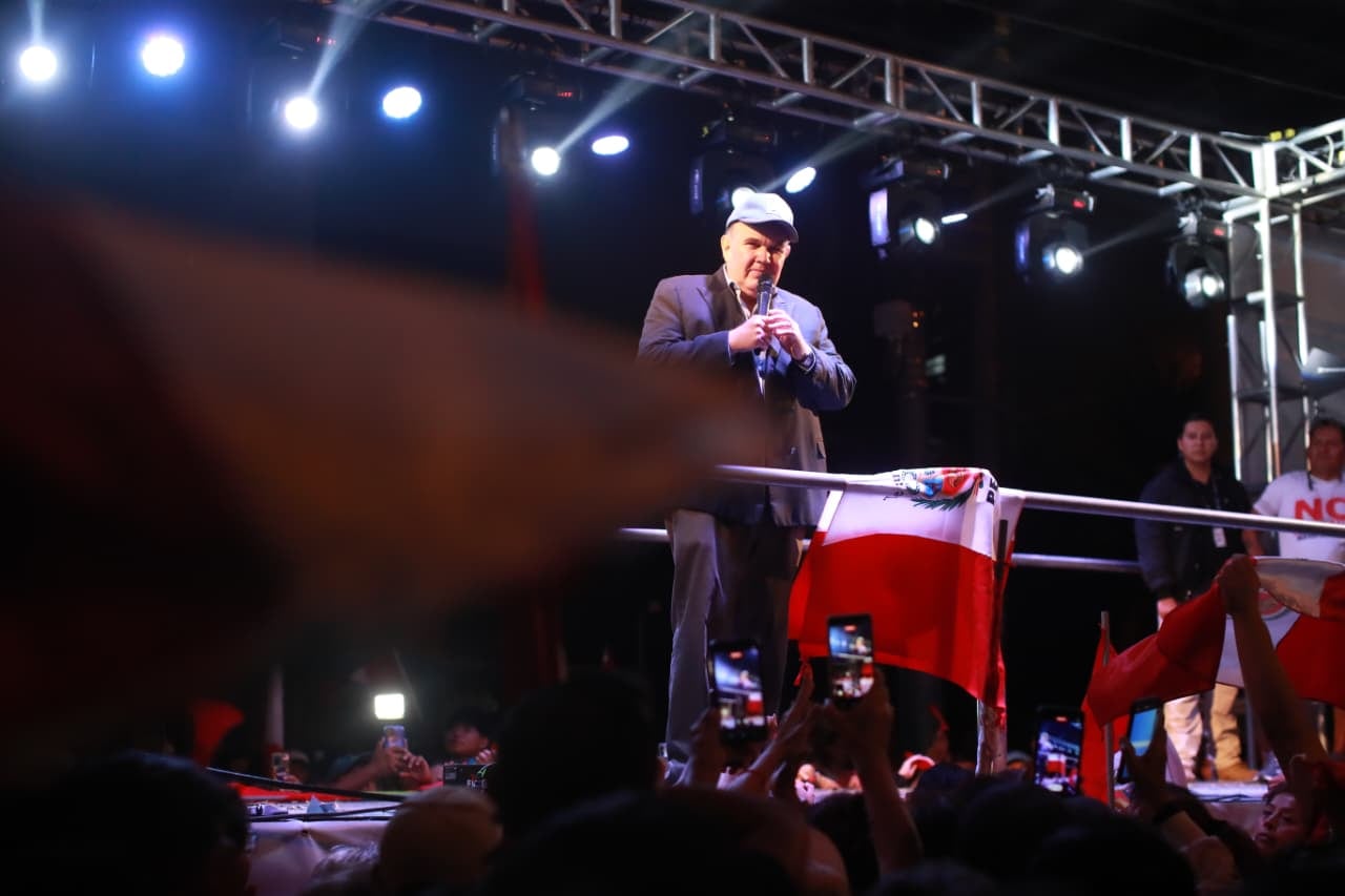 Rafael López Aliaga cuestionó las elecciones del domingo 12 de abril. (Foto: GEC)