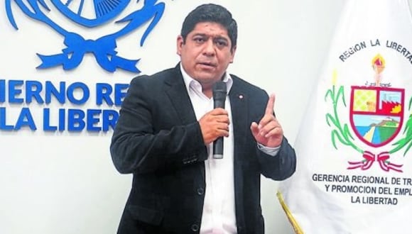 Funcionario es conocido en los gobiernos municipales y regionales de APP. Greco Quiroz denuncia que el 90% de gerencias son ocupadas por apepistas.