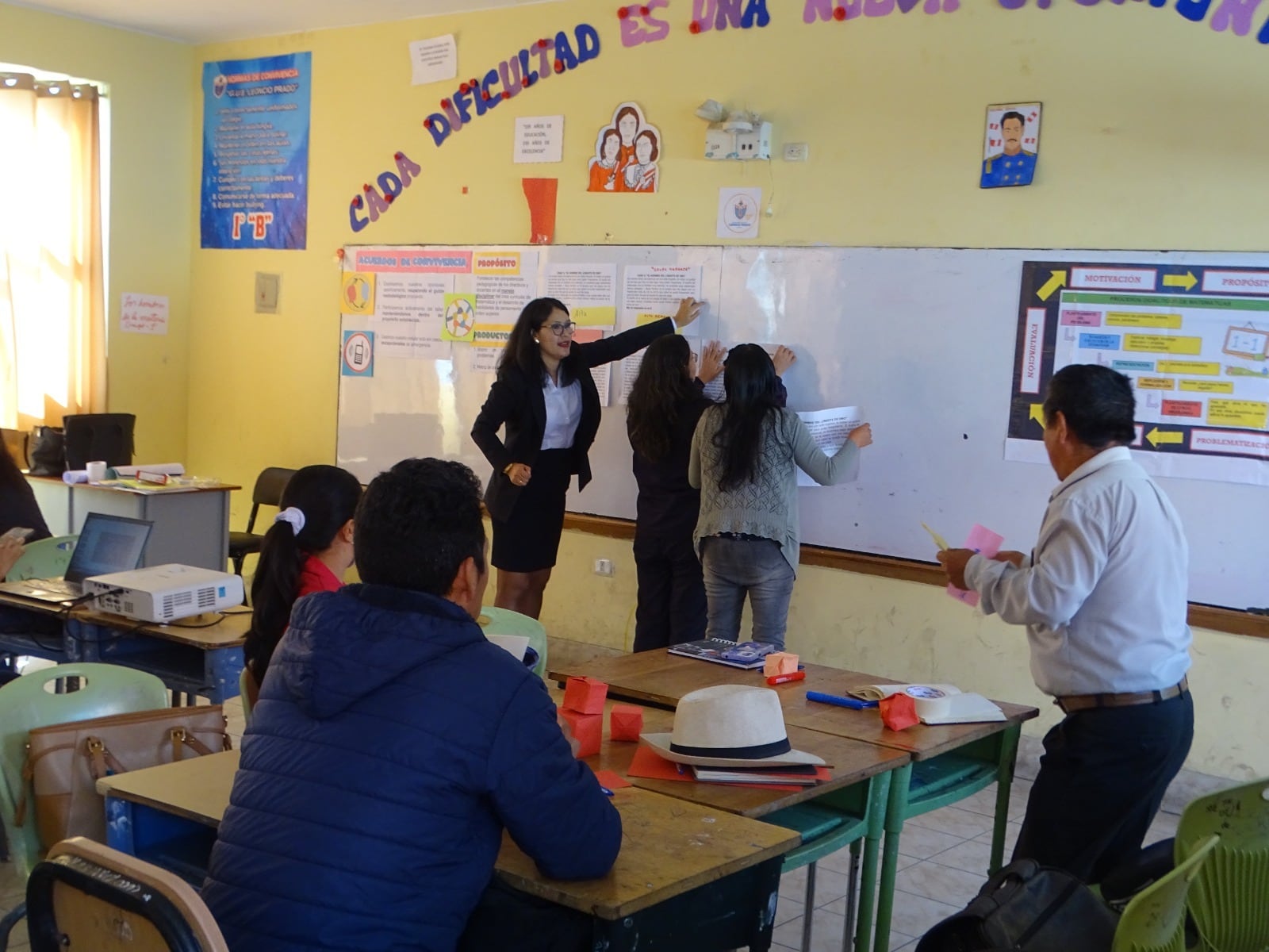 Profesores creían que tendrían certificación oficial y ni aprendizaje tendrán