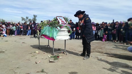 Folclore de luto: Al ritmo de la huaylia, miles despiden a Dina Yallercco en Arequipa (FOTOS Y VIDEO)