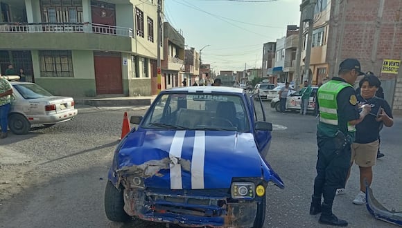 Choque se produjo el viernes a las calles Huáscar y la prolongación de Modesto Molina. (Foto: Difusión)