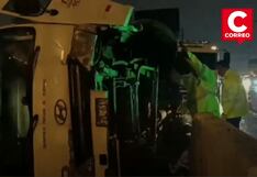 Cúster se estrella contra muro y se vuelca en la Panamericana Norte