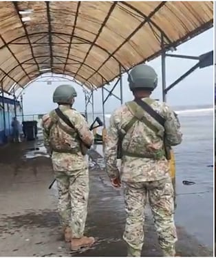 Fuerte oleaje en Pisco ocasiona el cierre total de caletas y del puerto