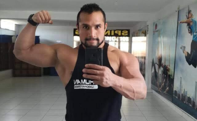 Participó de varios concursos nacionales de fisicoculturismo.