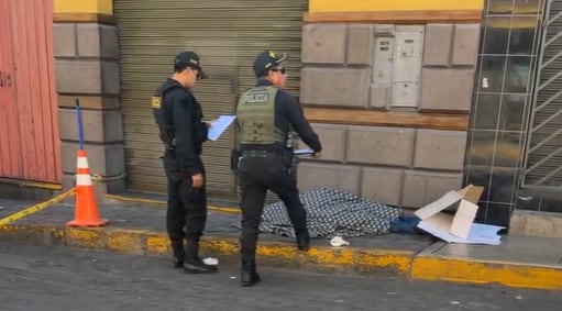 Arequipa: varón resbala y muere en la vereda de la Av. Mariscal Castilla
