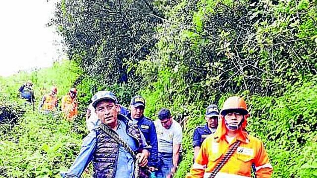 Trabajadores mueren al caer a un abismo 