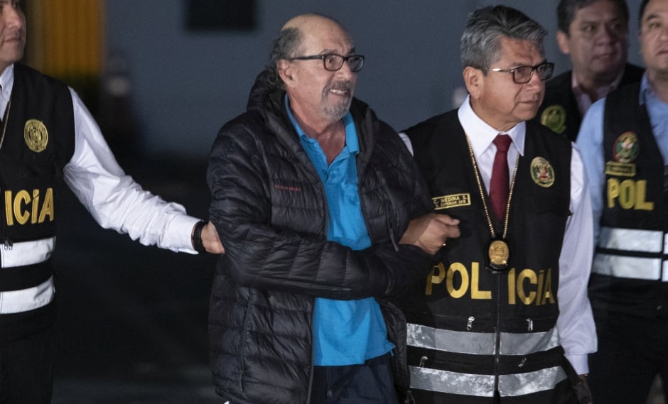 El candidato presidencial Paul Jaimes defendió la candidatura del excongresista Edwin Donayre, quien cumplió una sentencia por el Caso Gasolinazo. Foto: GEC