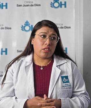 Pediatra Margaret Arcalla de la clínica San Juan de Dios, advirte sobre virus (Foto: Omar Cruz/@photo.gec)